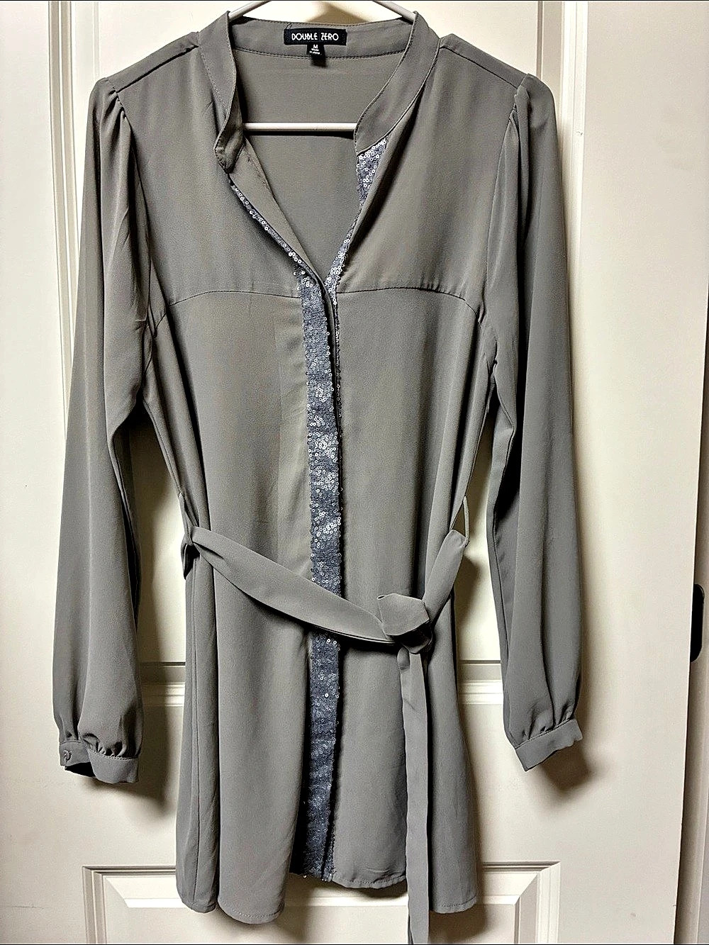 Double Zero Sequin Trim Blouse in Gray Size Medium Like New